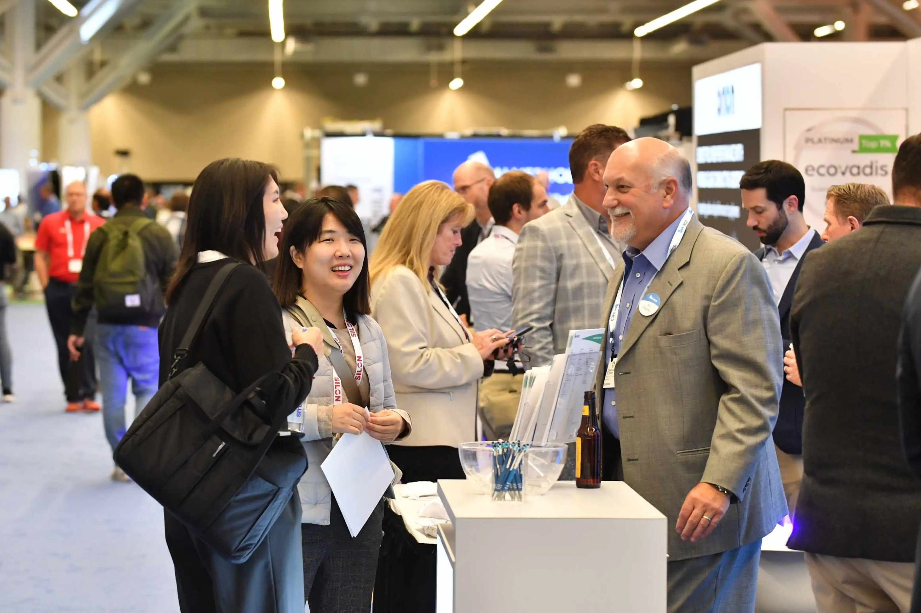 Discussions on show floor