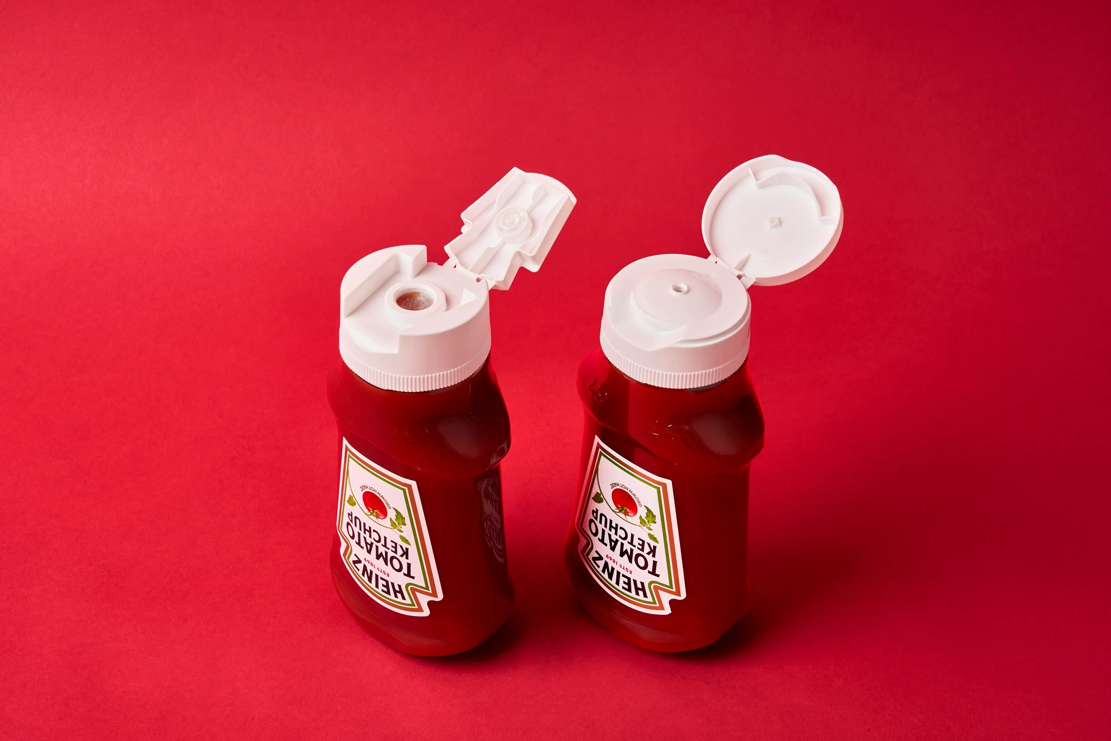 Image of Berry Global's Heinz recyclable tethered caps