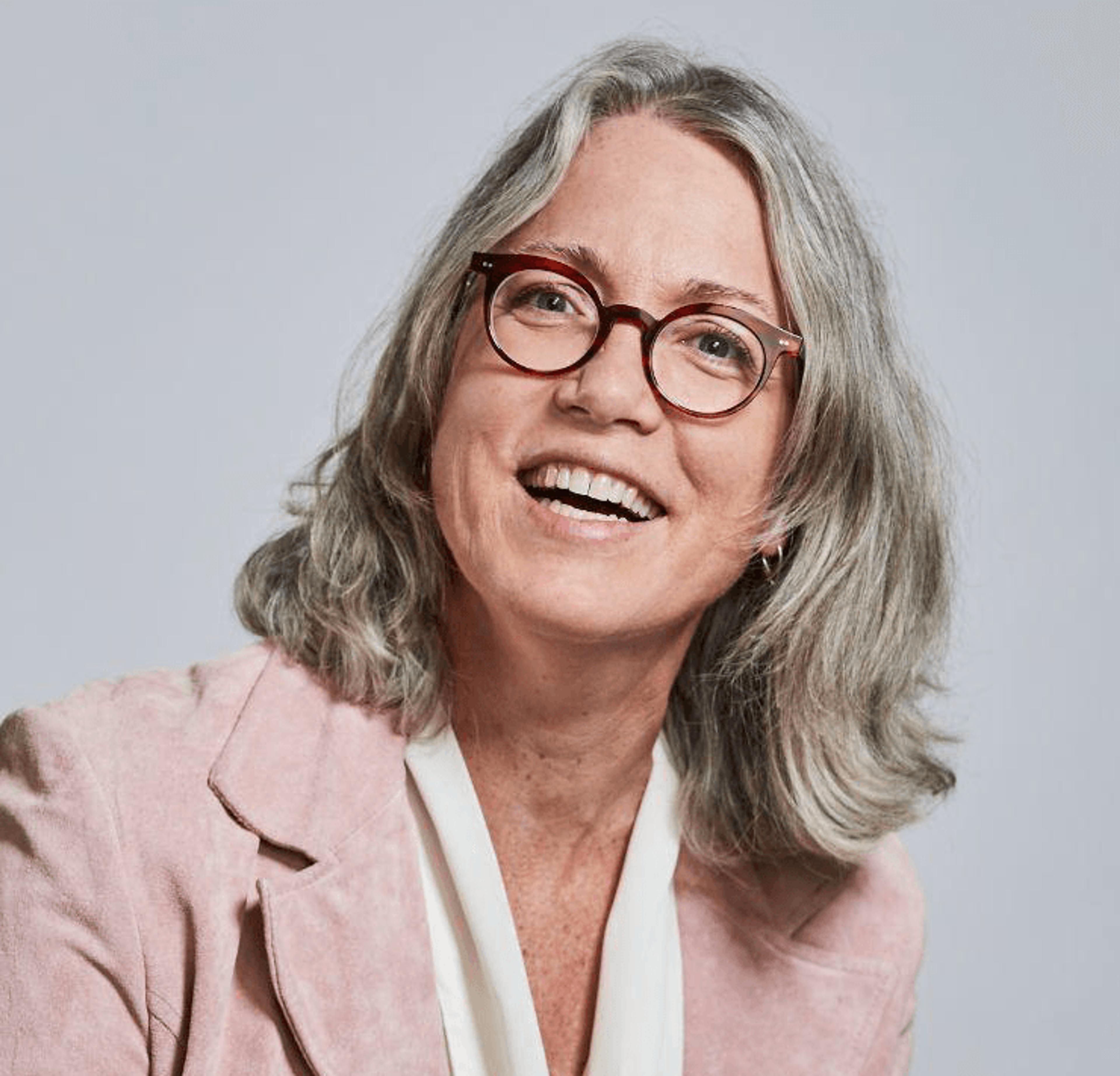 Photo of Julie Willoughby from Circ