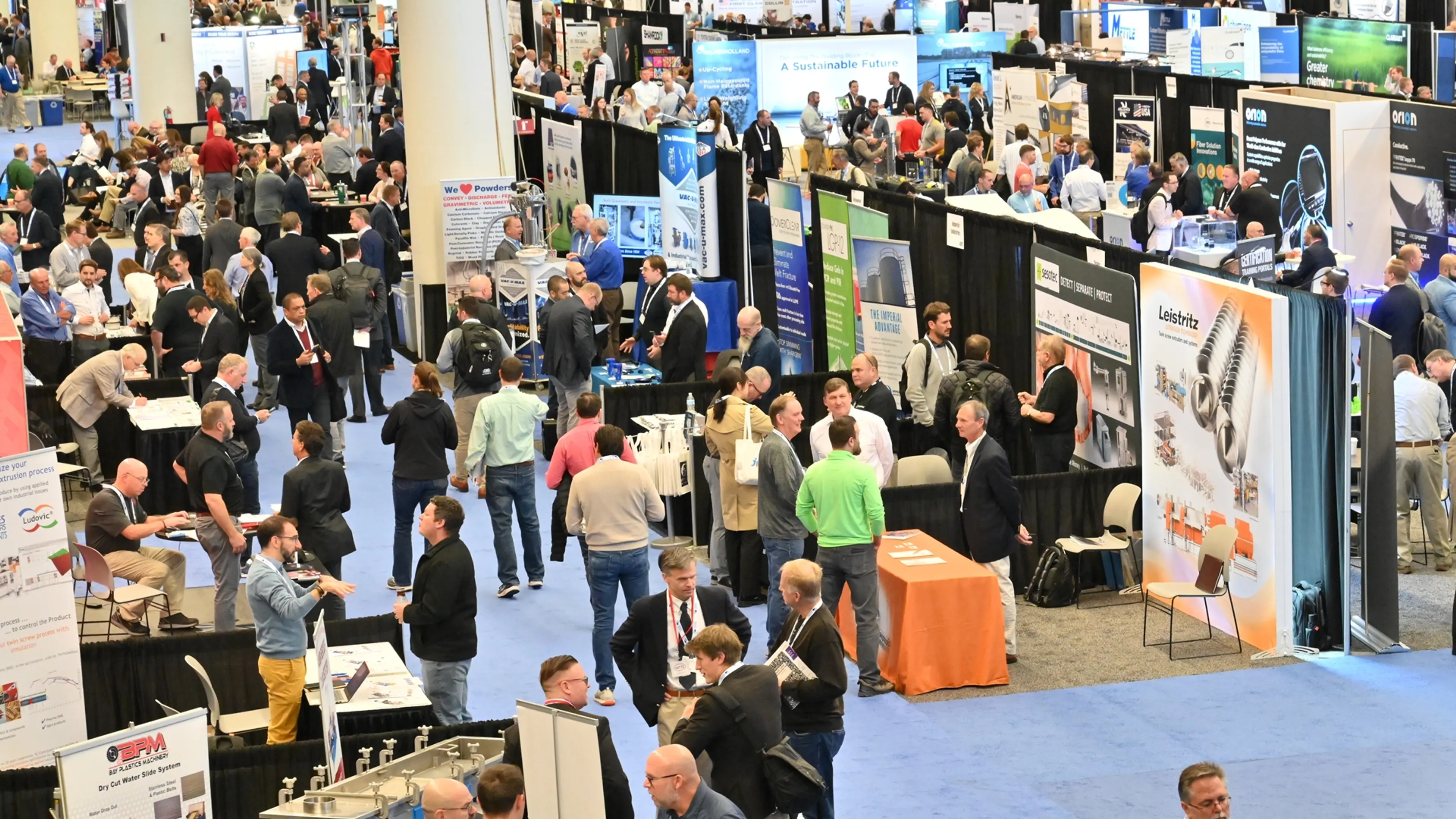 Busy expo floor at AMI's North American Expo in 2023